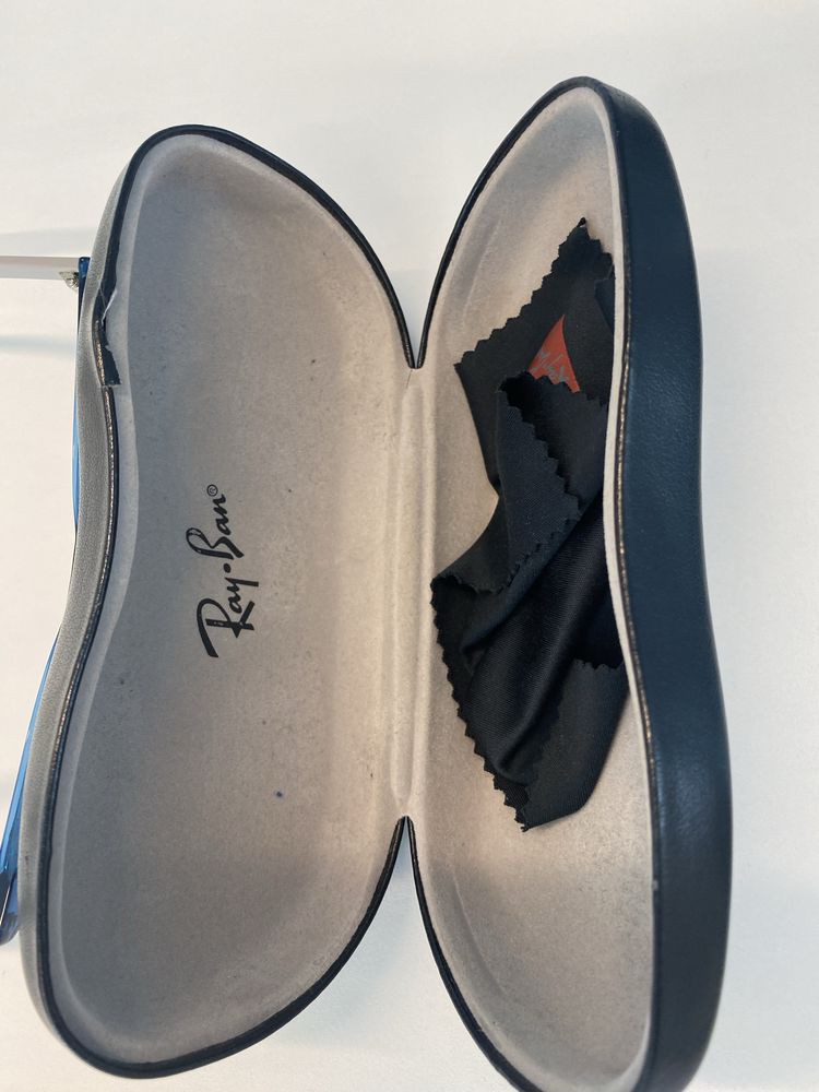 Vendo Armação RayBan