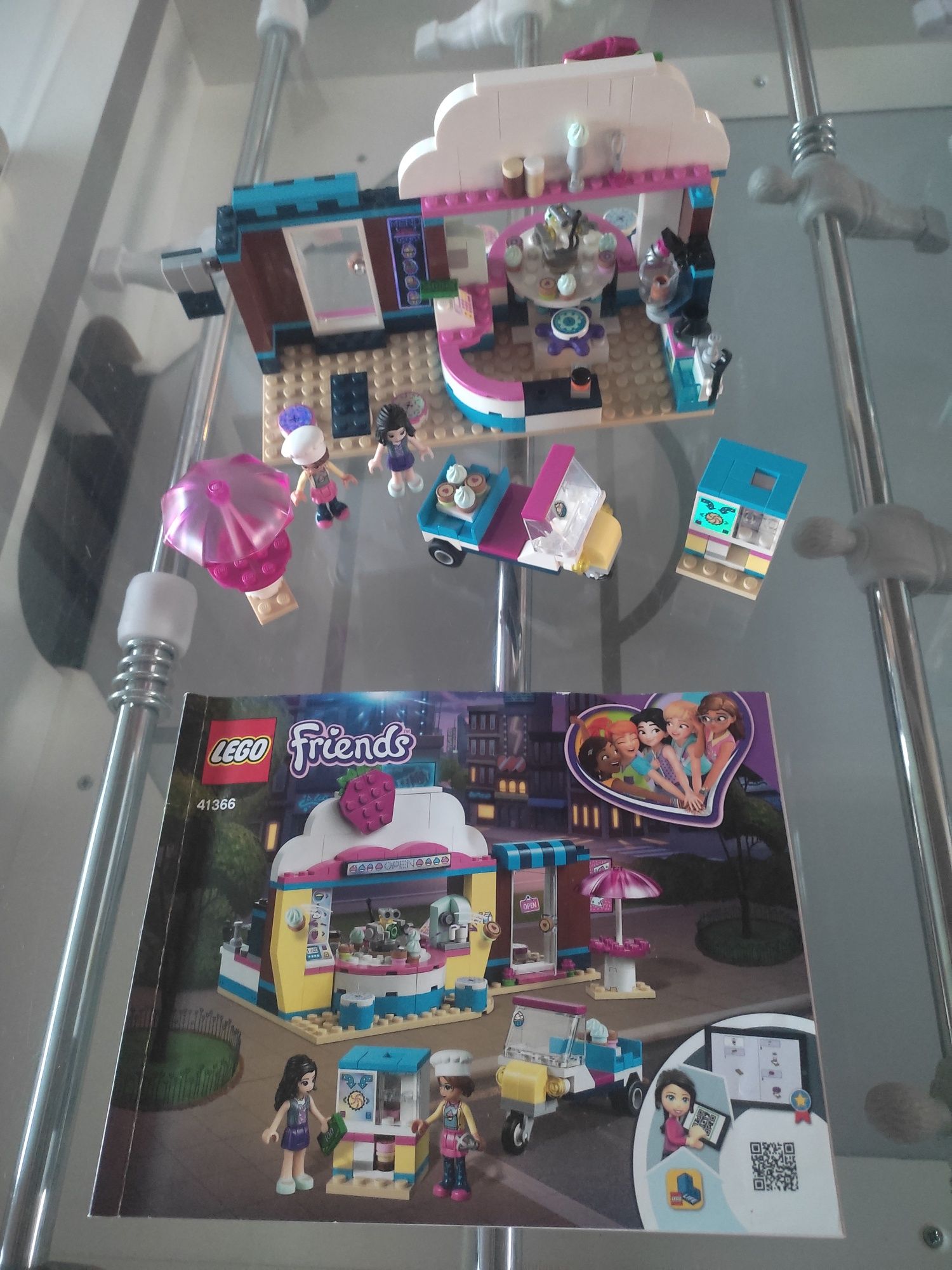 LEGO Friends 41366 Cukiernia z babeczkami Oliviii