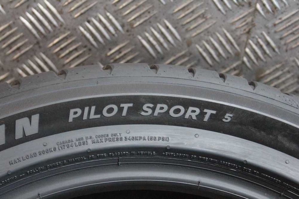 245/45/18 Michelin Pilot Sport 5 245/45 R18 100Y XL 2022r