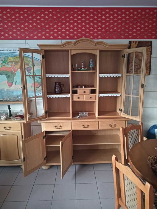 Sprzedam kredens i komodę
