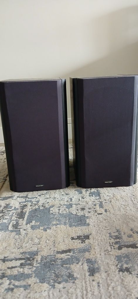 Colunas Celestion F18