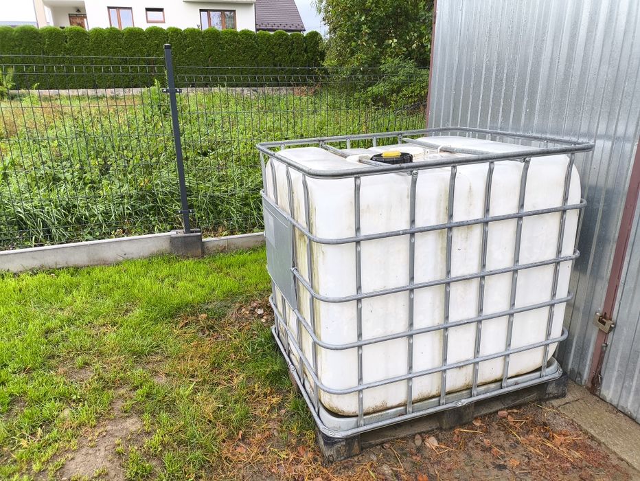 Mauzer 1000l. Zbiornik