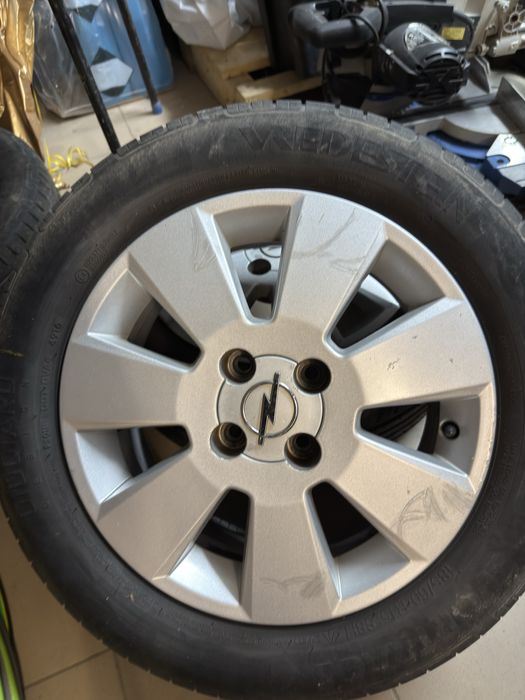 Felgi opel meriva A 4x100 r15  opony letnie