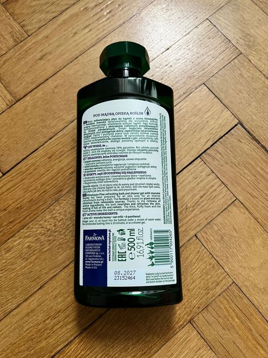 Odświeżający płyn do kąpieli Farmona 500 ml