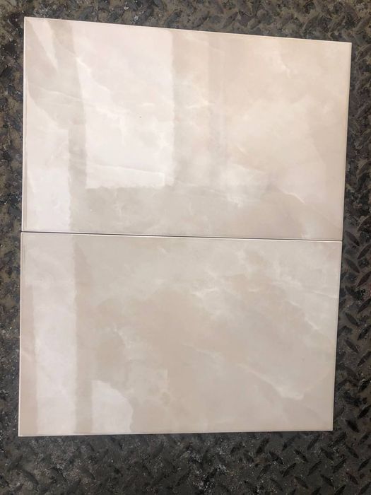 Глянцева Настінна Плитка на фартух, кухню Бежева 25х40 см