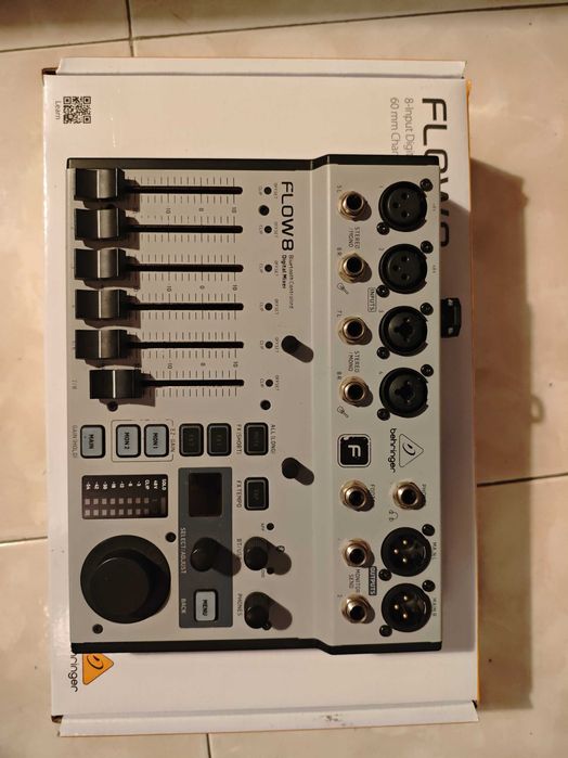 Mesa de mistura digital Behringer Flow 8