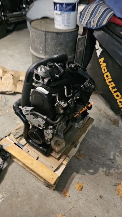 Silnik 1.9 tdi bxe na części z osprzętem turbina