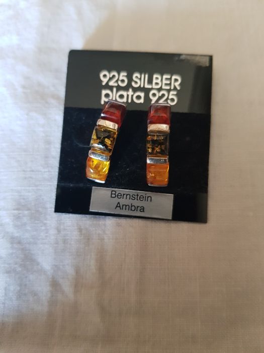 Fio prata com pérolas e olho de tigre e Brincos Âmbar.