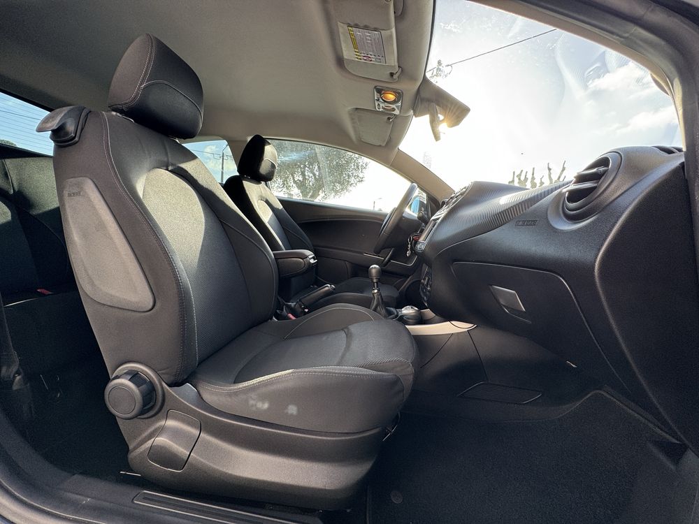 Alfa Romeo Mito 0.9 TwinAir GPL - Desde 69€ Mês