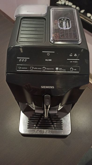 Sprzedam Ekspres do kawy Simens EQ.300
