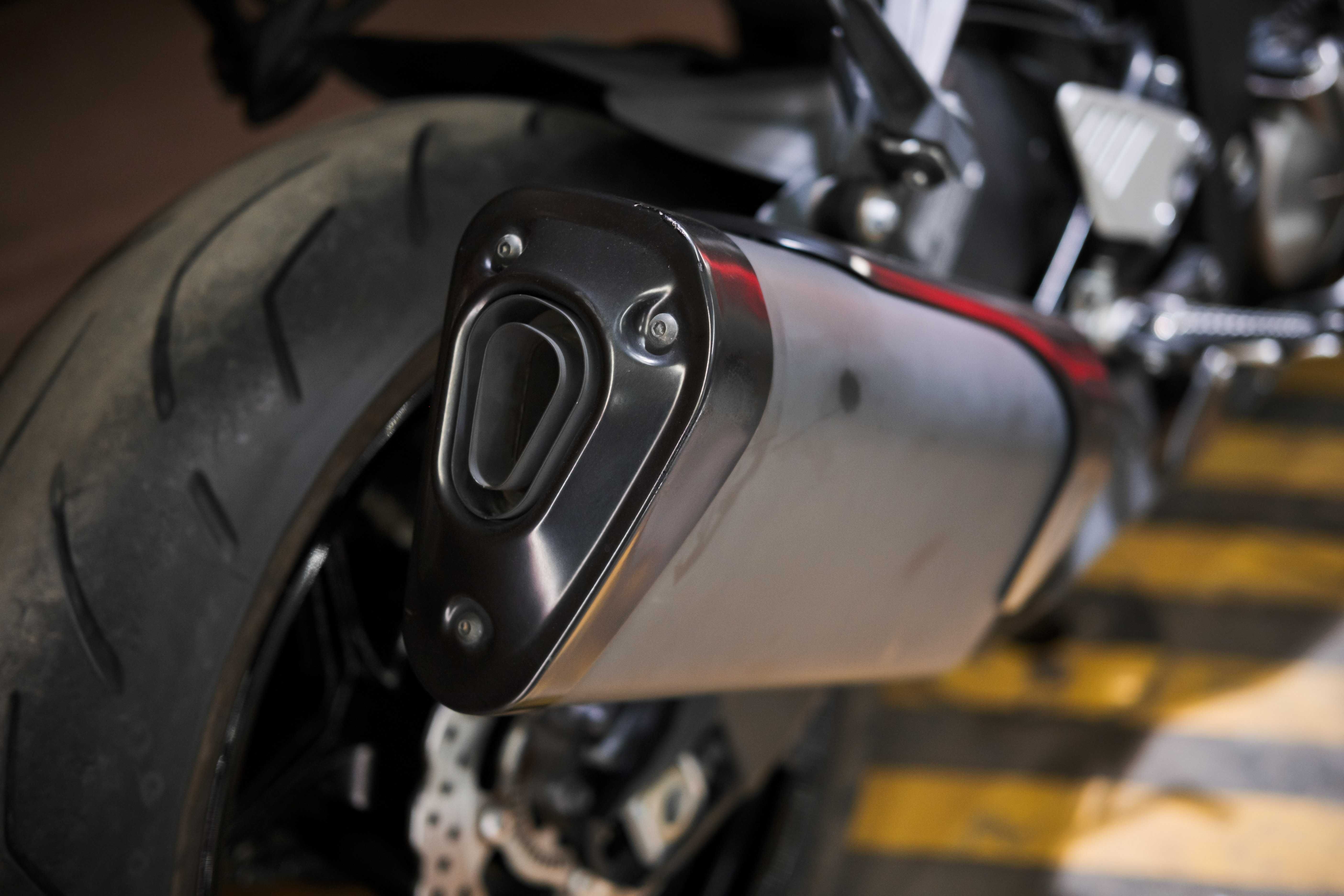 Kawasaki Ninja 636 ABS Traction із Японії