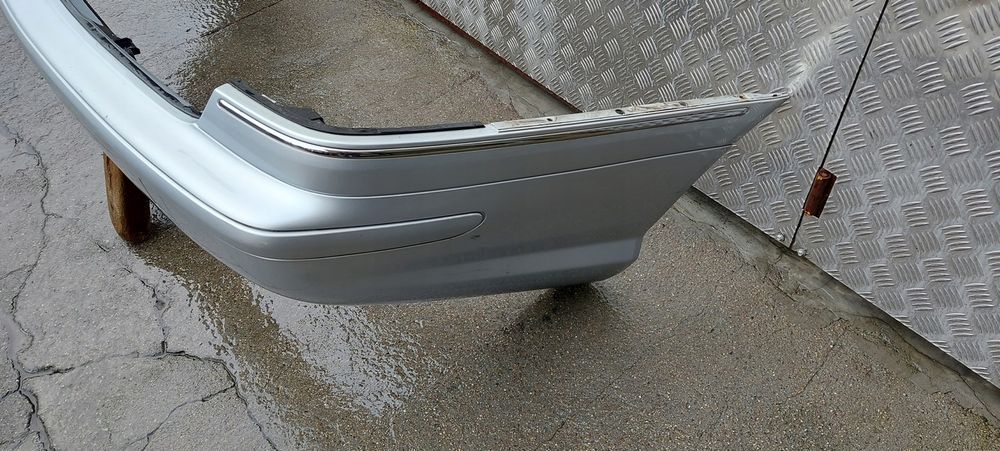 Zderzak tył Mercedes c-klasa W203 Amg lak: 775