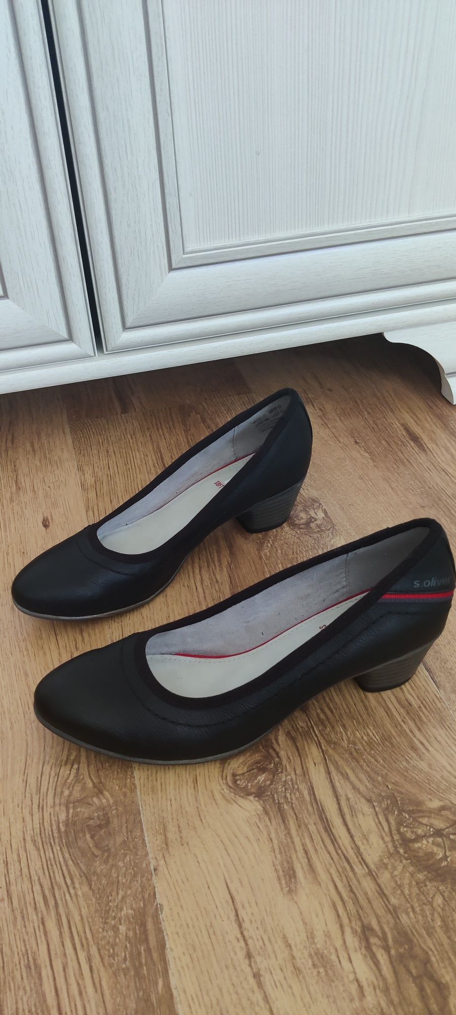 Buty czółenka damskie s.Oliver 39