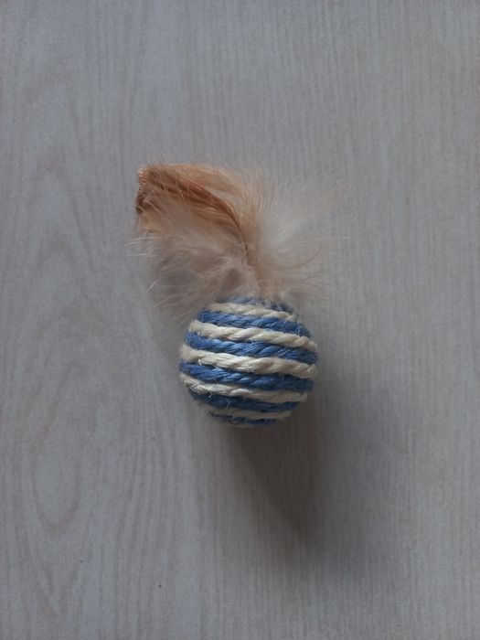 Zabawka dla kota, z dźwiękiem