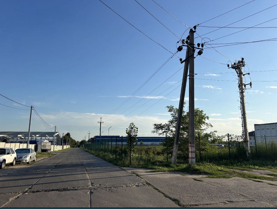 Промислові 2 га. Асфальт. Комунікації.