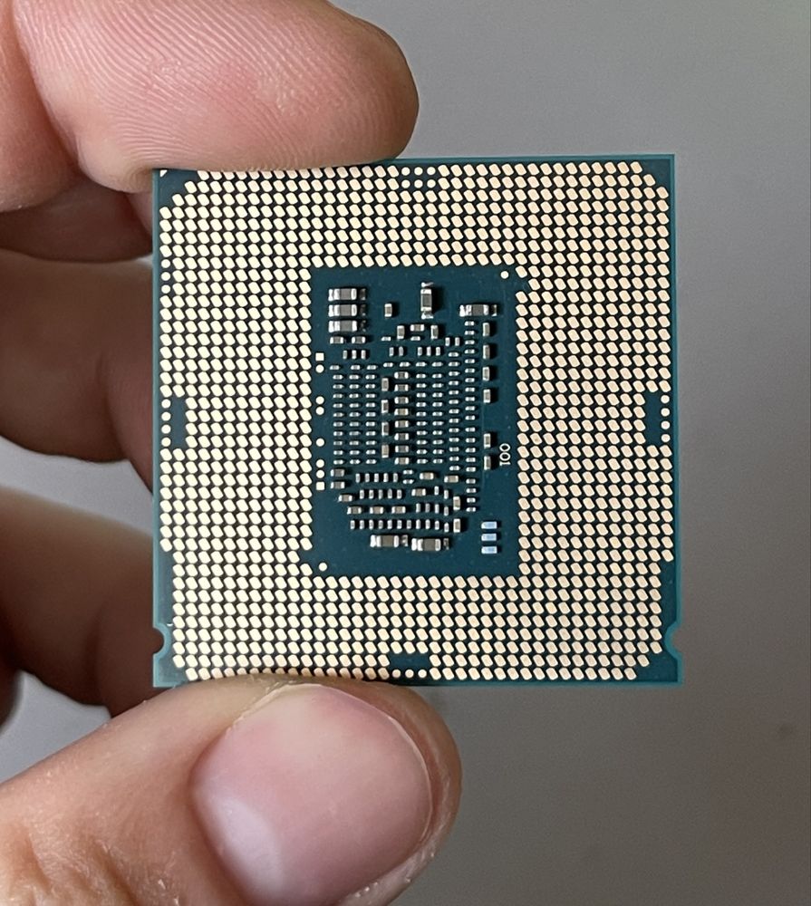 Чотирьохядерний процесор Xeon Е3-1230V5