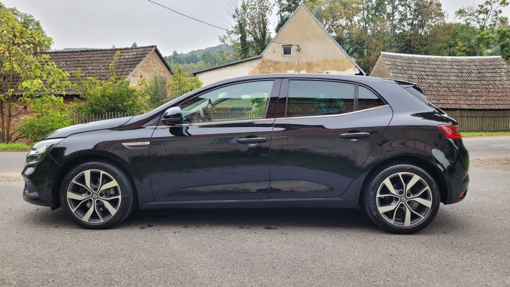 Renault megane IV BOSE