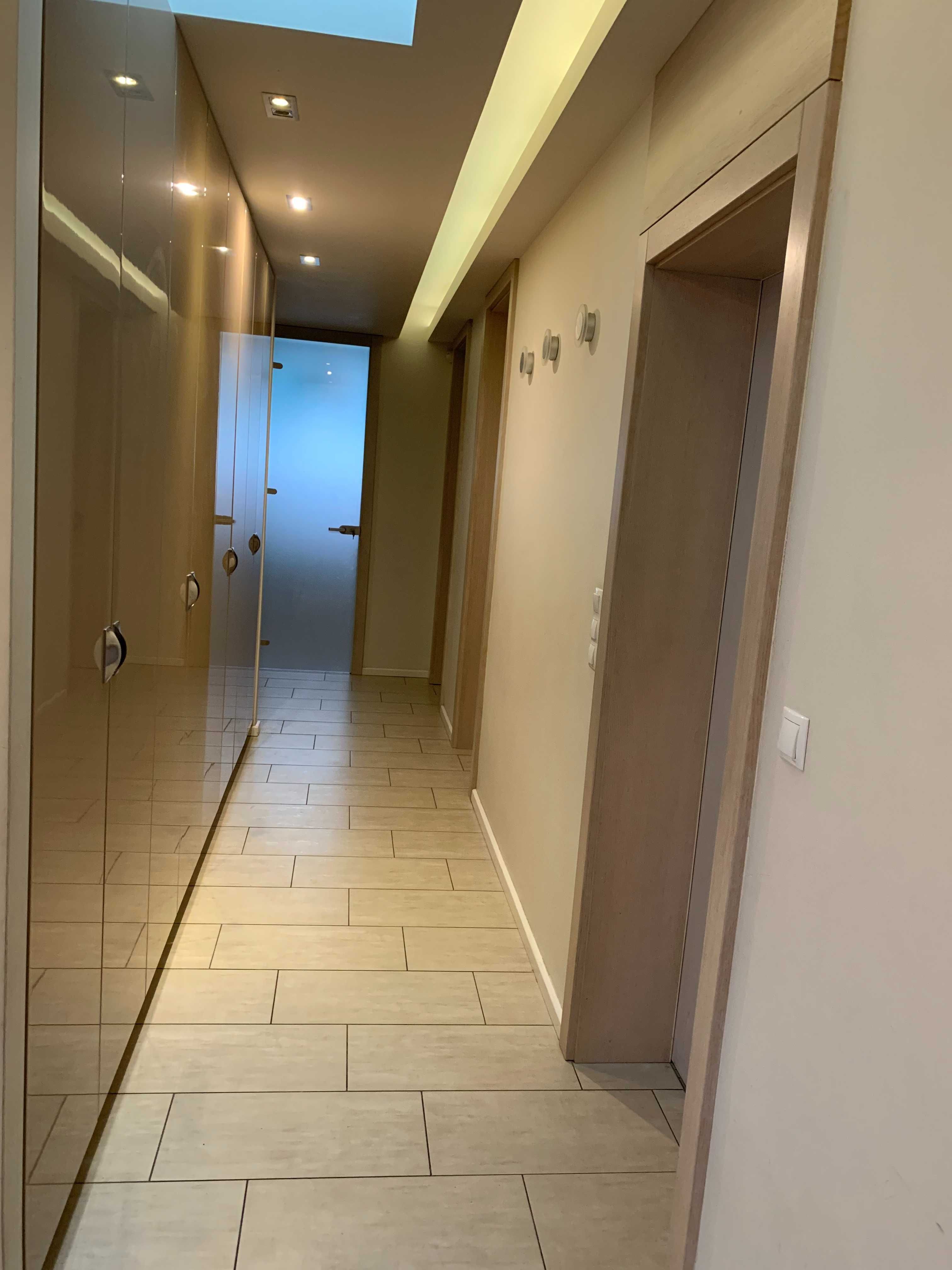 Zalasewo – Nowoczesny Apartament z Ogródkiem, Garażem i Klimatyzacją