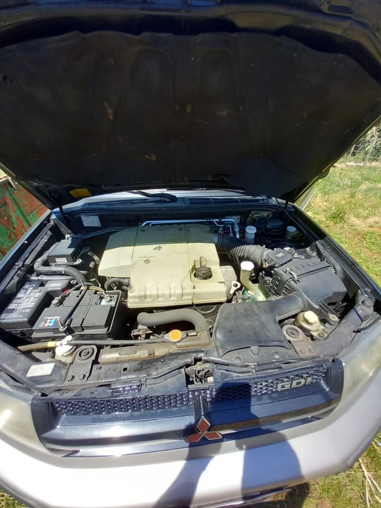 Mitshubishi Pagero Pinin a gasolina