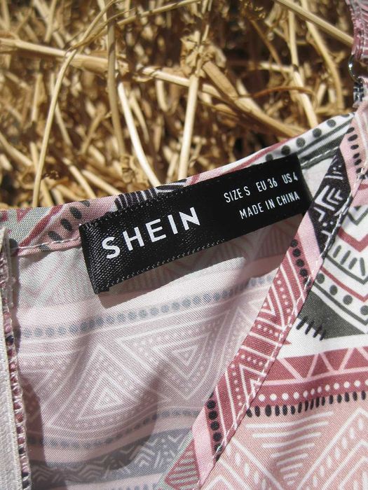 Интересный летний комбинезон мотнёй широкими штанами хиппи бохо shein