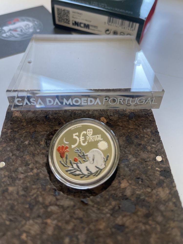Moeda proof unicornio