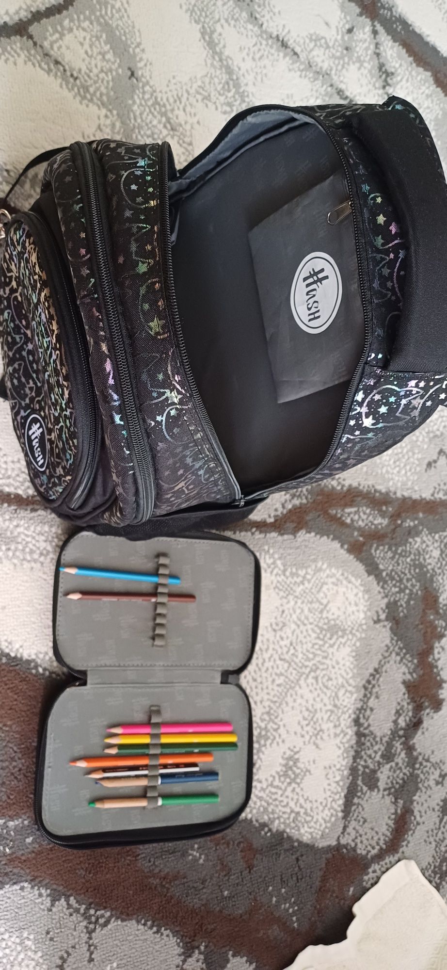 plecak szkolny + piórnik hash