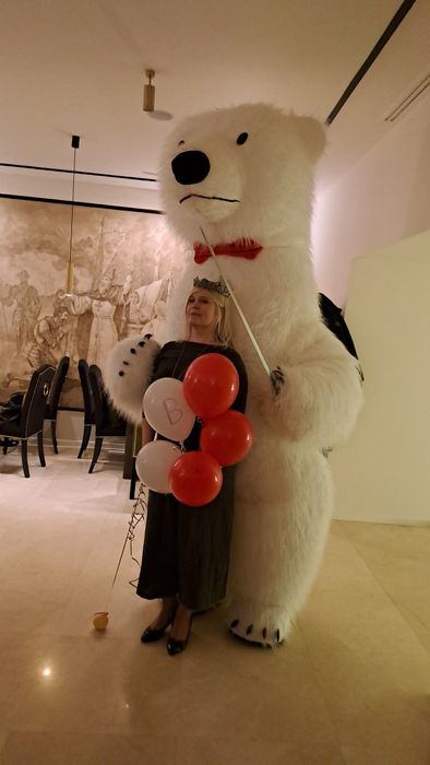 Biały miś. Booba.  Wesele,  święta, uroczystośc