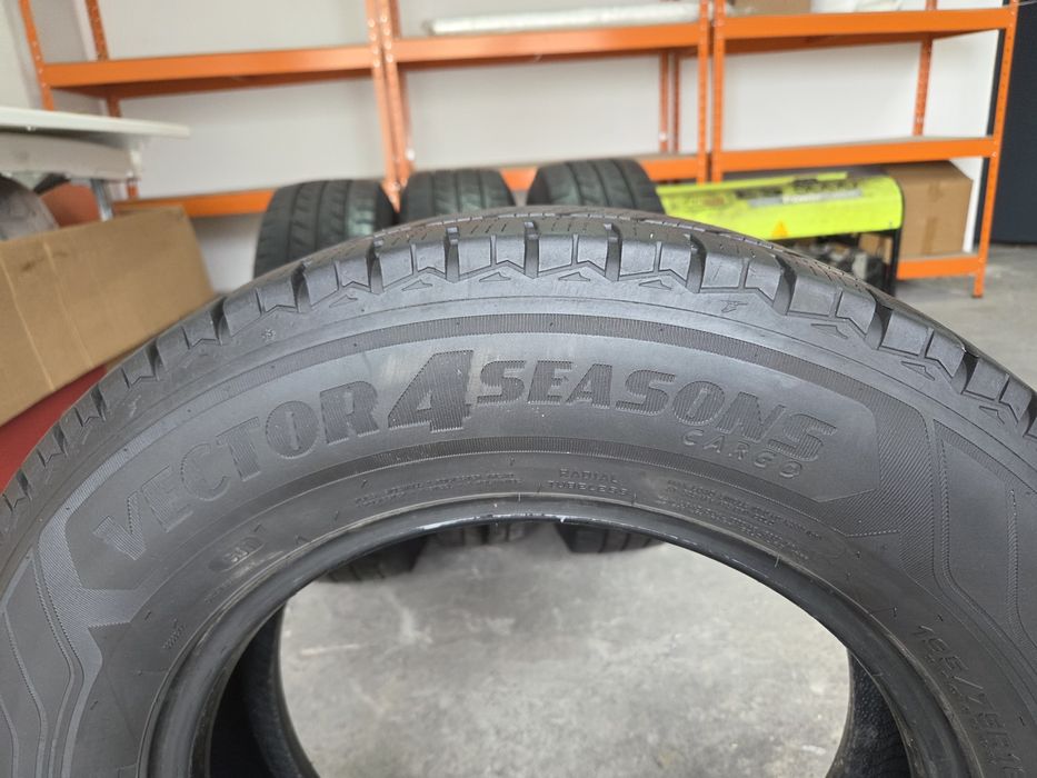 4 szt Opony Całoroczne  GOODYEAR Vecror4Seasons 195/75/16C