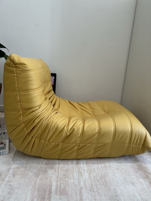 Sofá cadeirão togo