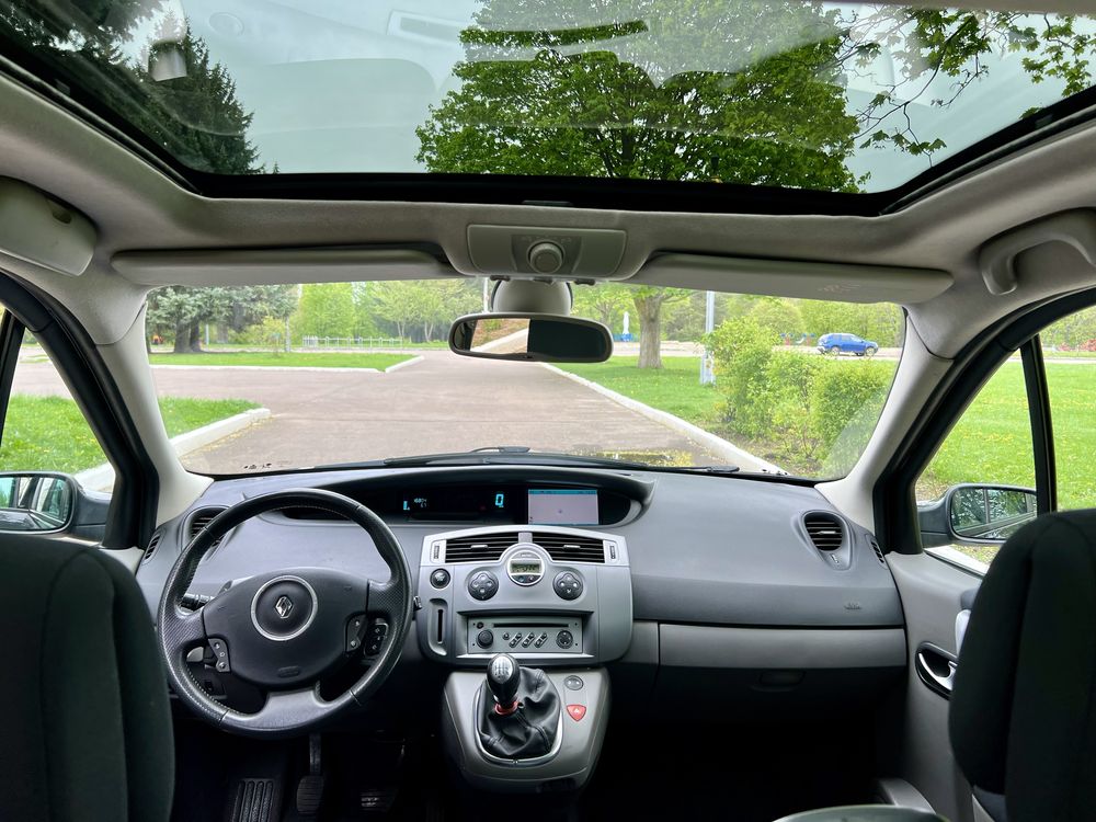 Renault Grande Scenic