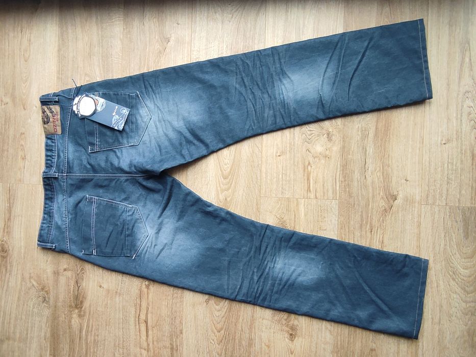 Spodnie jeansowe