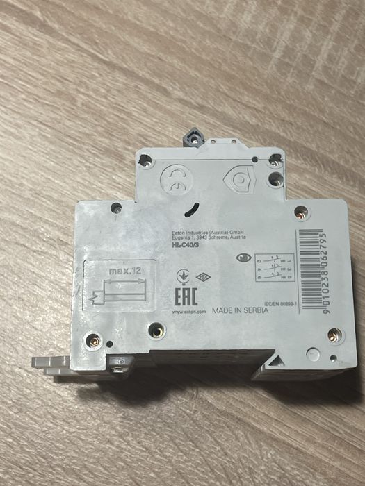 Автоматичний вимикач Eaton HL-C40/3
