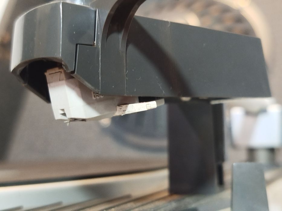 Вінтажний вініловий програвач Dual  H1010, made in Germany