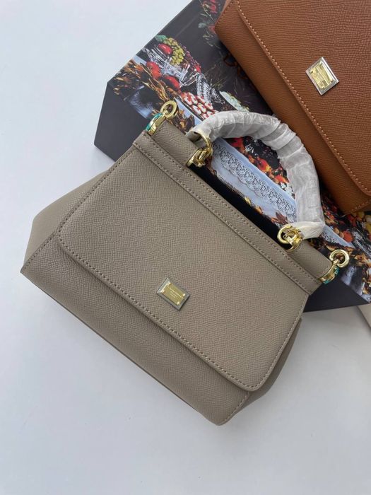 Сумка  Dolce&Gabbana Sicily 20 см
