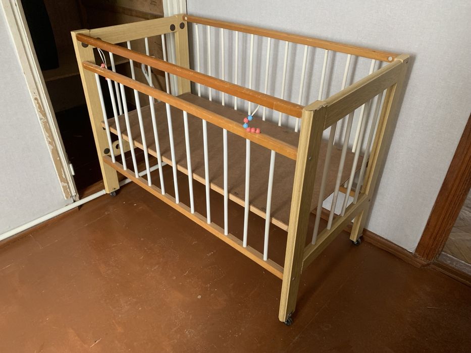 Колиска дитяча майже нова