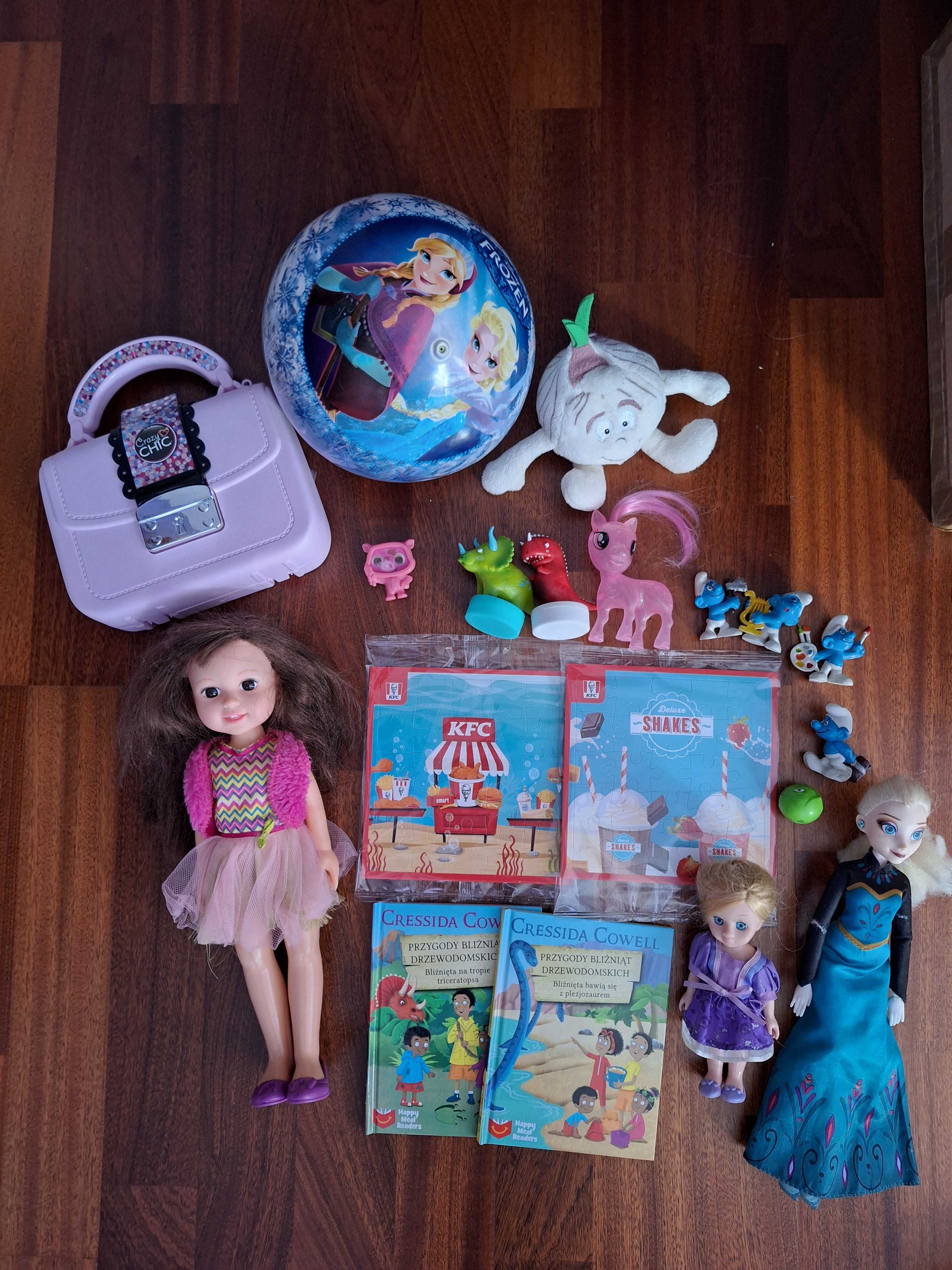 Mały zestaw zabawek dla dziewczynki