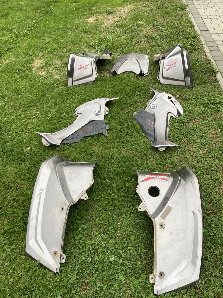 Plastiki owiewki osłony obudowy Can am outlander 1000 g2 can am 850
