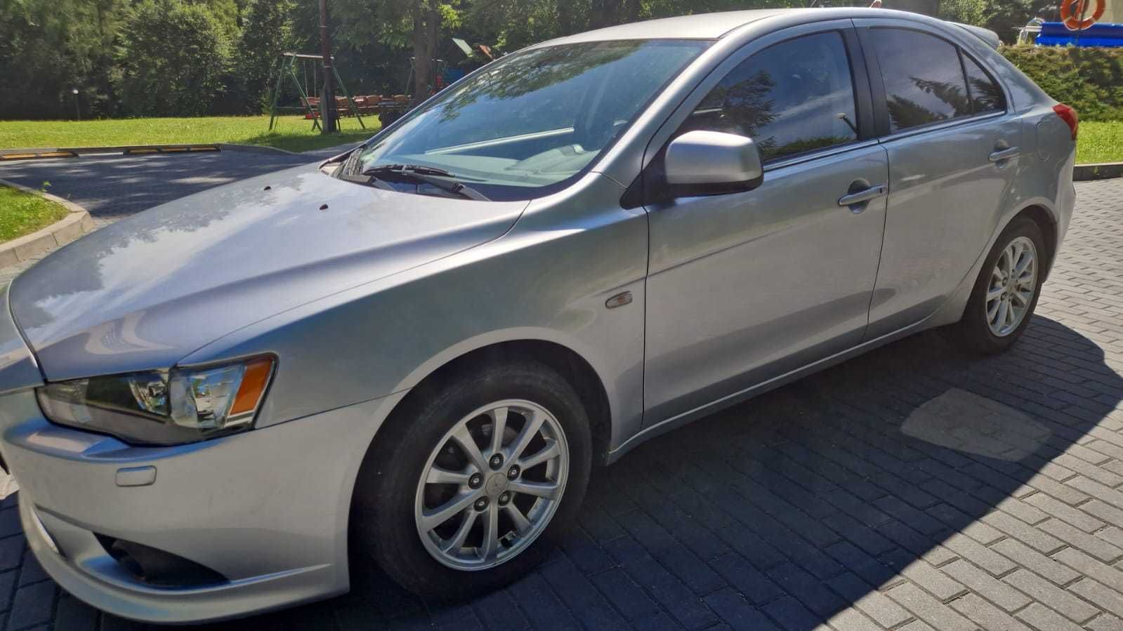 Mitsubishi Lancer rok 2010,diesel 1.8
