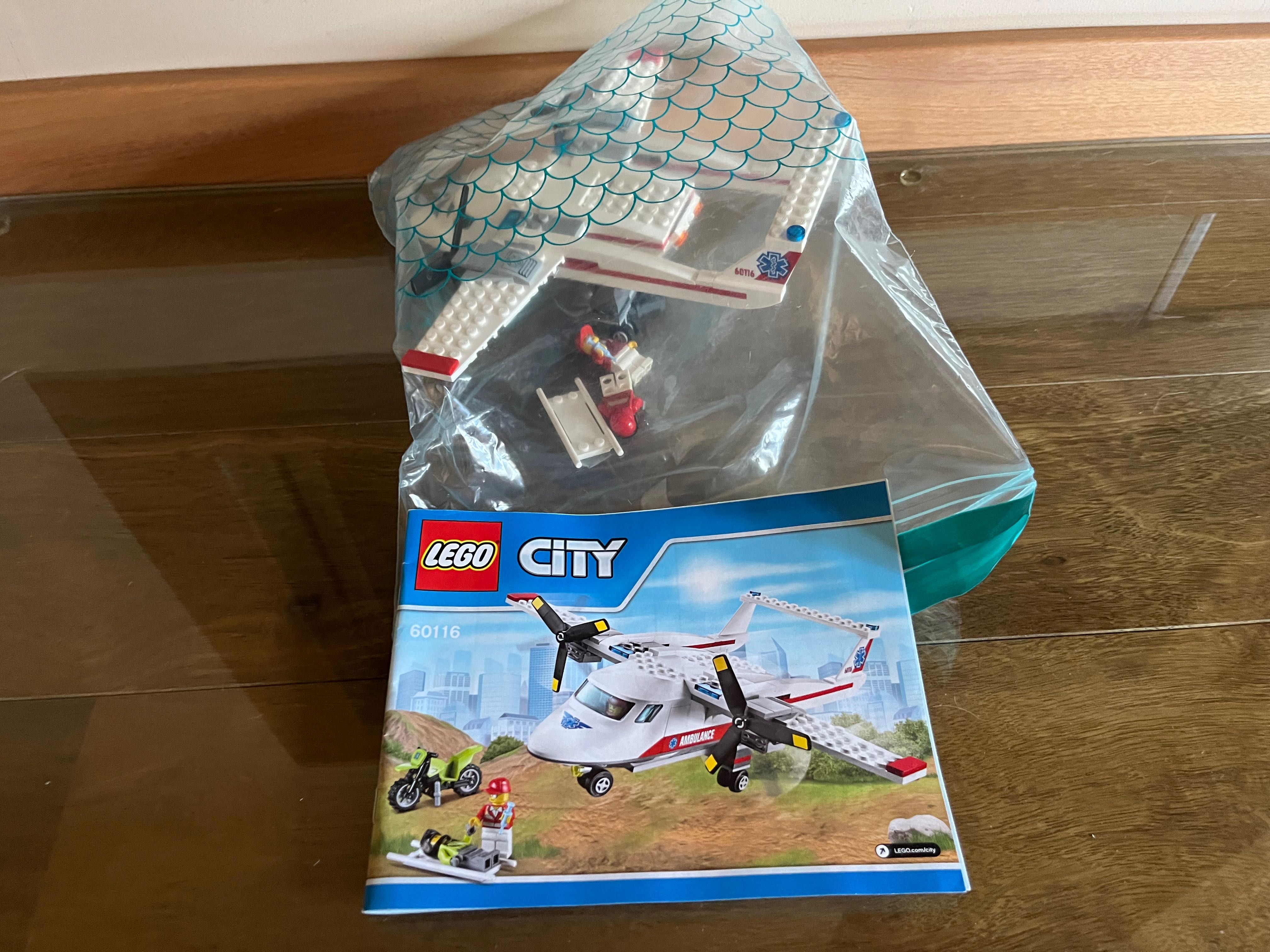 LEGO 60116 Samolot Pogotowia Ratowniczego, Kompletny w 100%