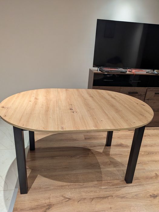 Stół do jadalni okrągły