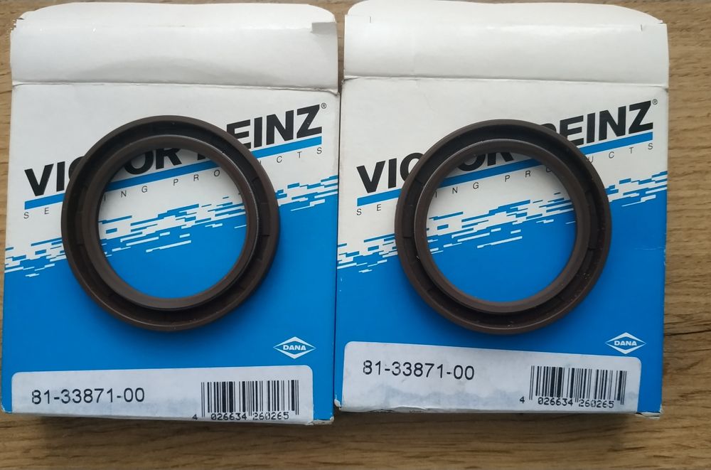 Сальники Victor Reinz (813387100та 813386900)для Ford Fiesta 2002-2008