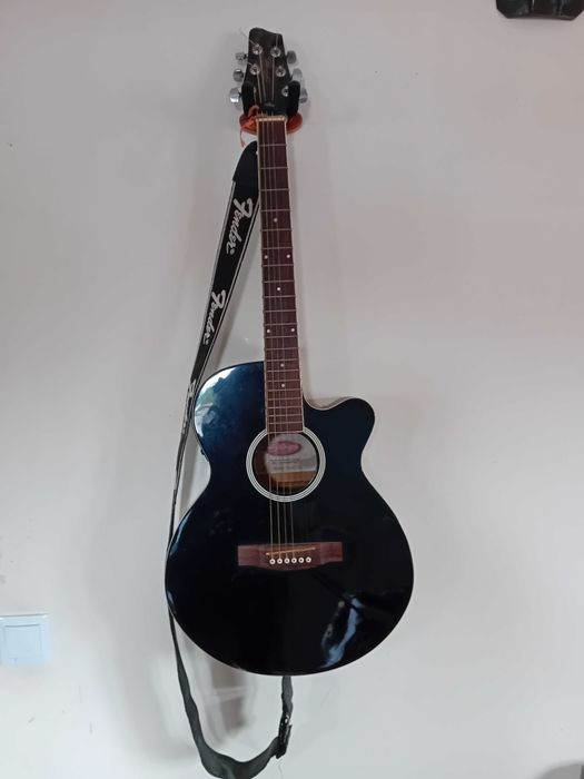 Guitarra semi acústica stagg