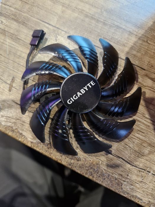 T 129215 Wentylator VGA SU 12V 0.50A 86mm do karty graficznej Gigabyte