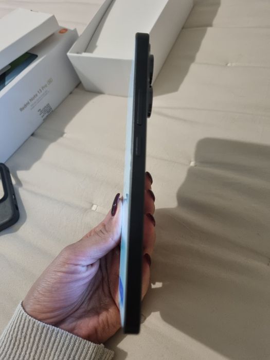 Xiaomi Redmi Note 13 Pro
