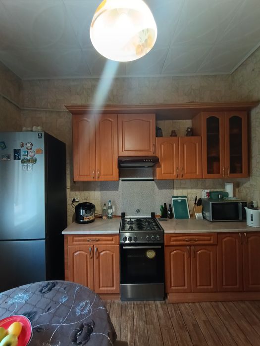 Здається будинок в районі площі Захисників України (Визволення)