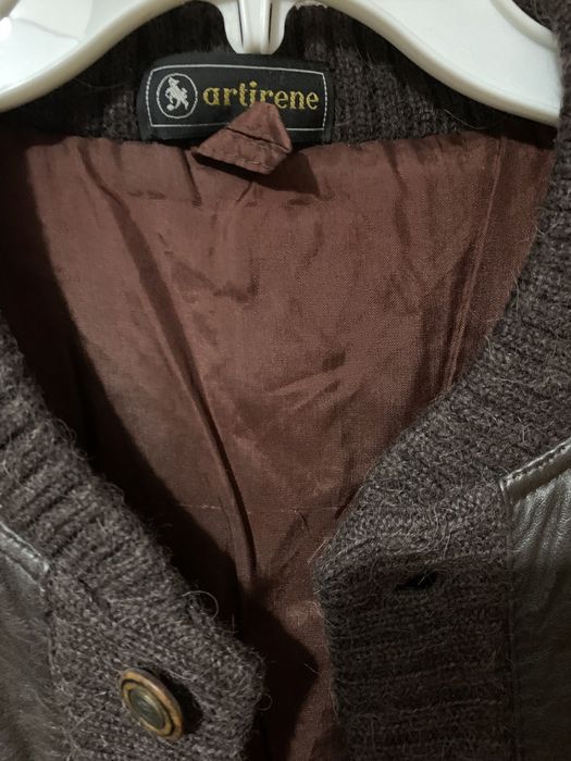 Casaco de malha com couro