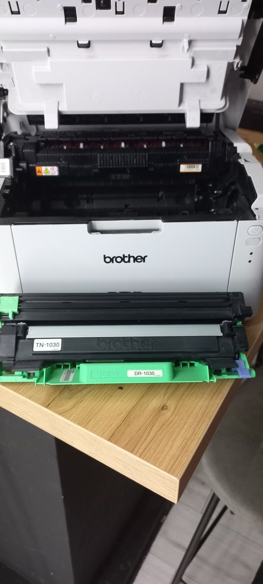 Принтер Brother HL-1210WE (wi-fi)
Принтер Brother HL-1210WE