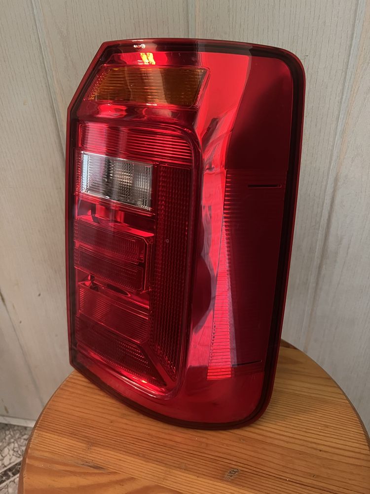 Lampa VW Caddy tyl, prawa 2017