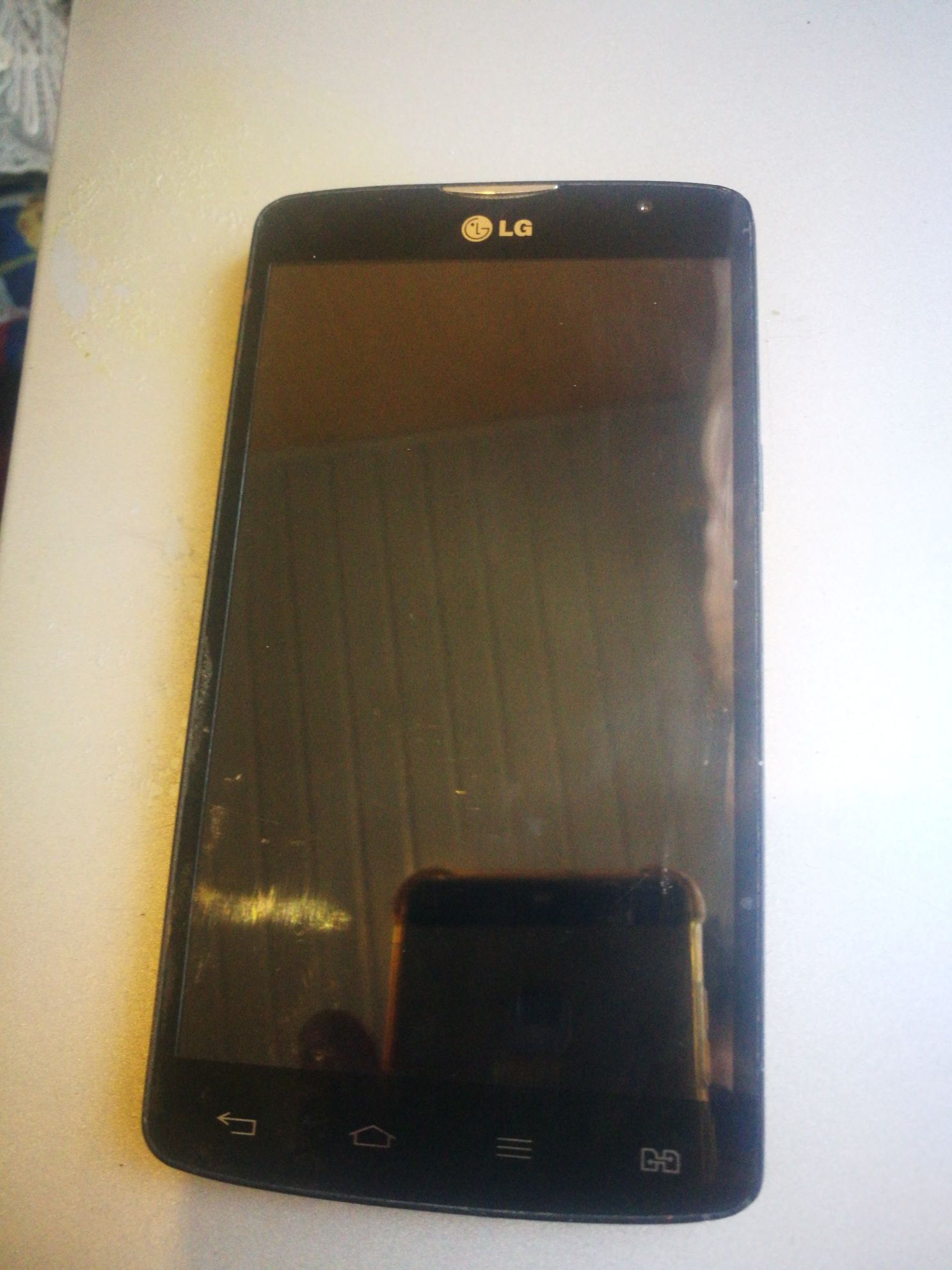 Смартфон LG D380 L80 Dual black на запчастини