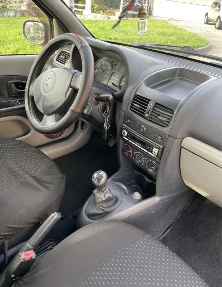 Renault clio 2003